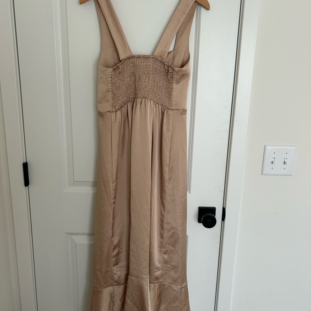 Show Me Your MuMu Beige Champagne Claire MIDI Dress Dune Luxe Satin Medium - Picture 4 of 5